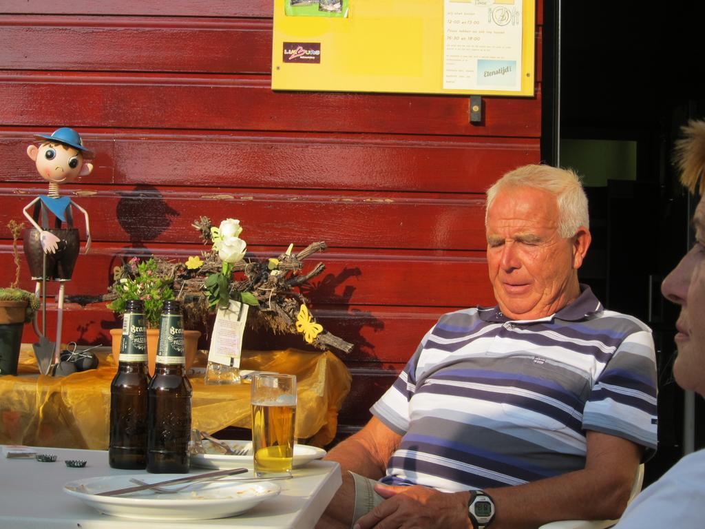 Pipowagen Minicamping De Linde Merselo Kültér fotó